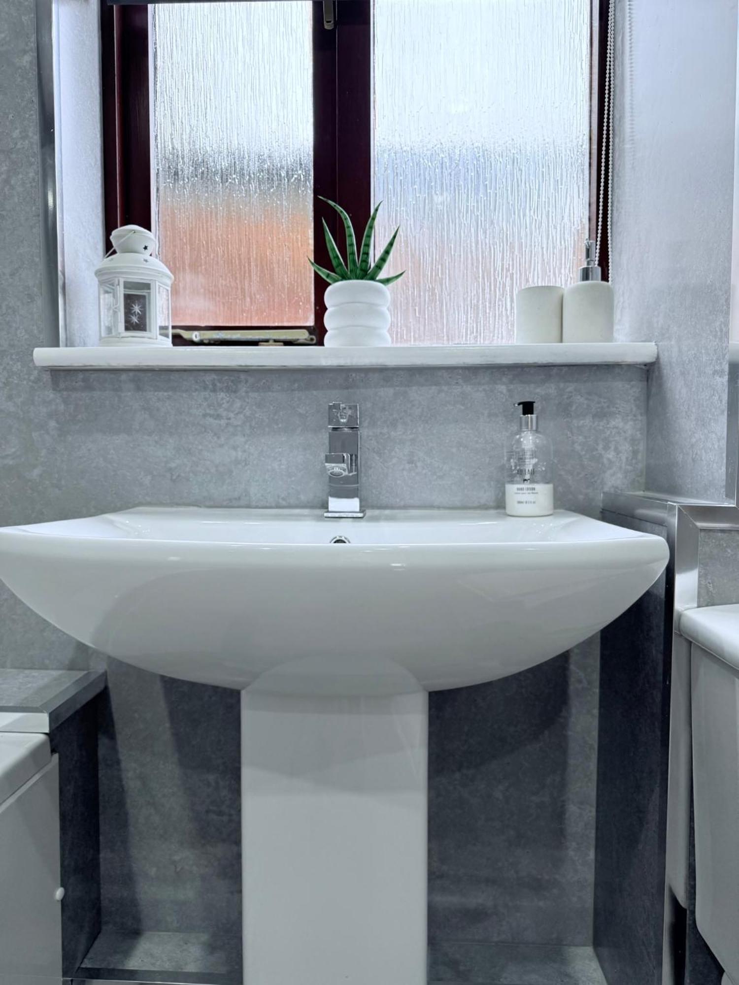 Ochil View Holiday Let Tullibody Екстер'єр фото